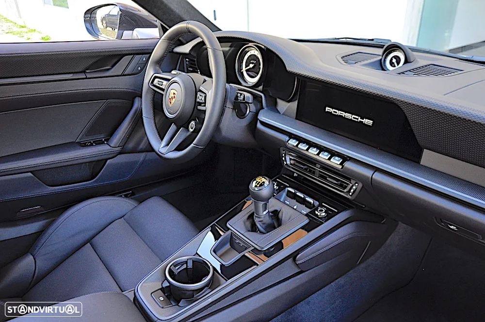 Porsche 911 (992) GT3 Touring Package - 35