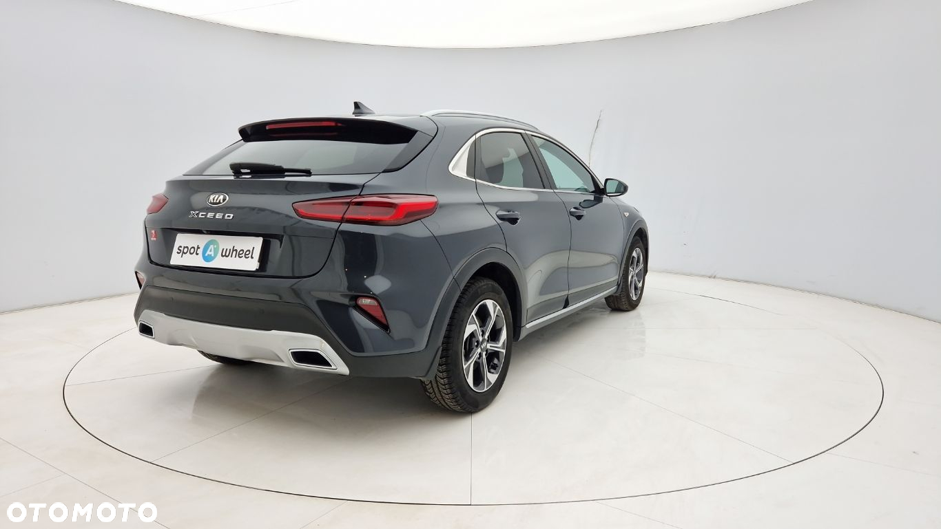 Kia XCeed 1.5 T-GDI M DCT - 6