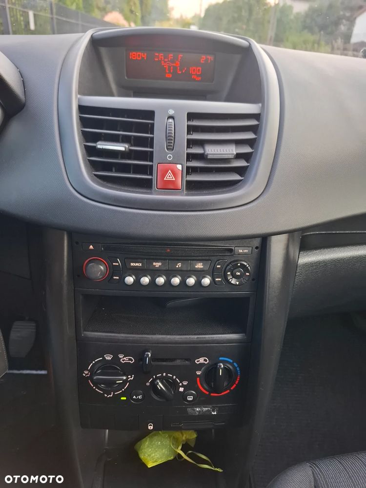 Peugeot 207 1.4 Trendy - 35