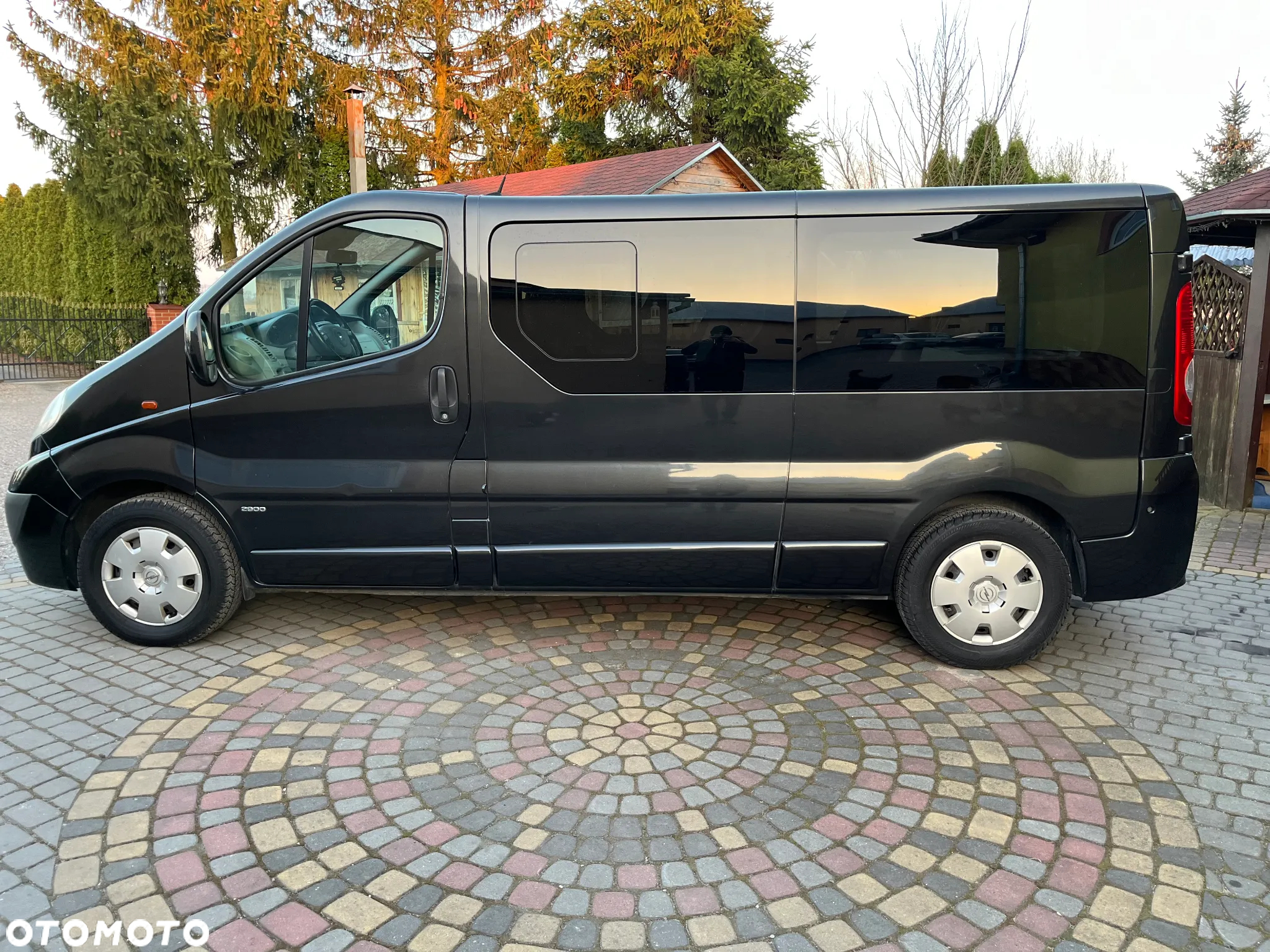 Opel Vivaro 2.0 CDTI L2H1 Easytronic Life Cosmo - 8