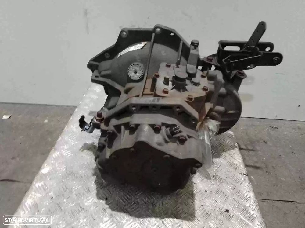 CAIXA VELOCIDADES CHRYSLER VOYAGER / GRAND VOYAGER III - 4