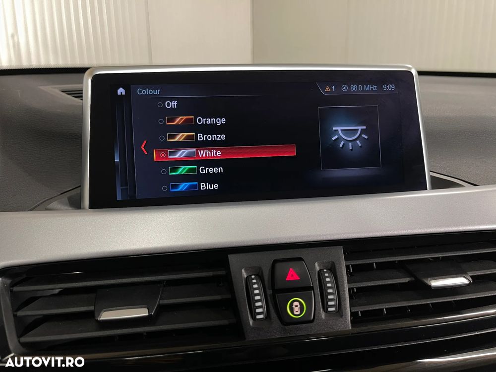 BMW X1 sDrive18d AT - 18