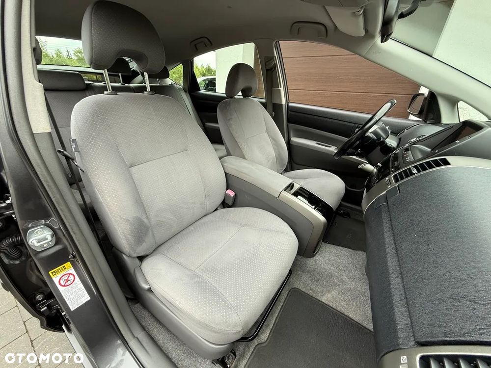 Toyota Prius - 28
