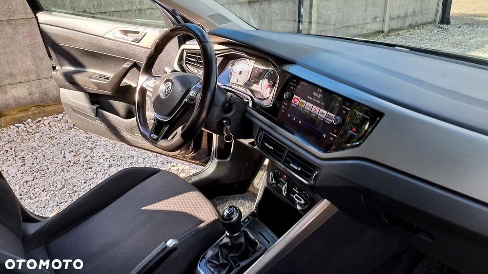 Volkswagen Polo 1.6 TDI SCR Comfortline - 15