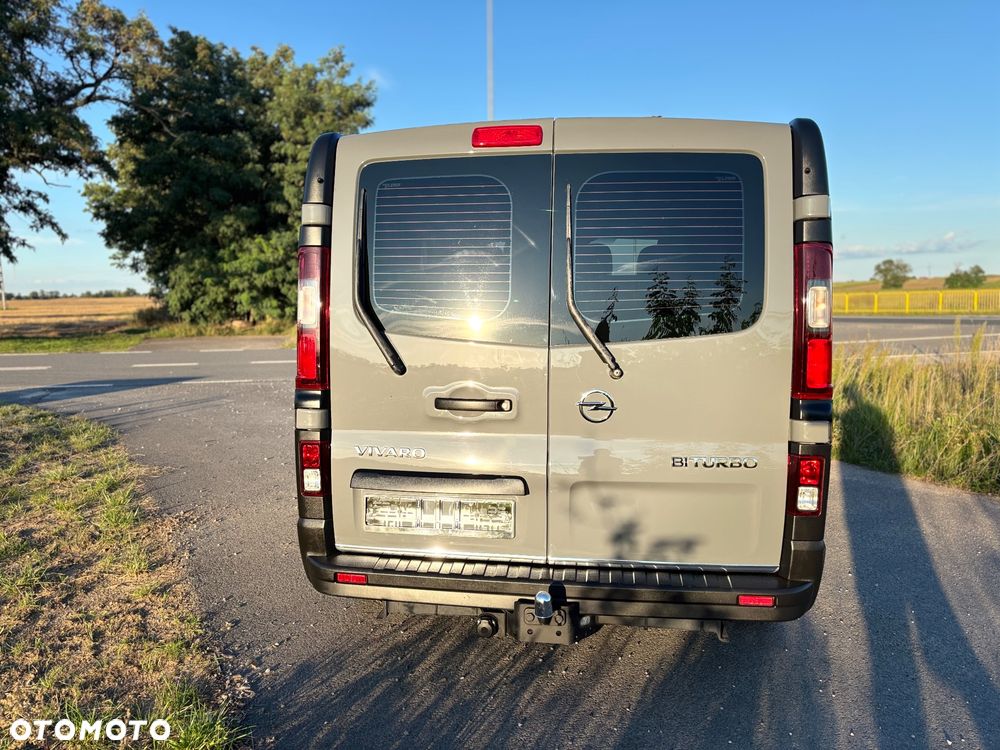 Opel Vivaro - 9