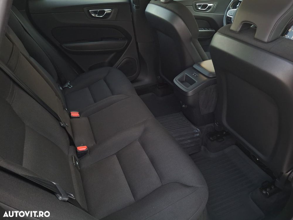 Volvo XC 60 T5 AWD Momentum - 13