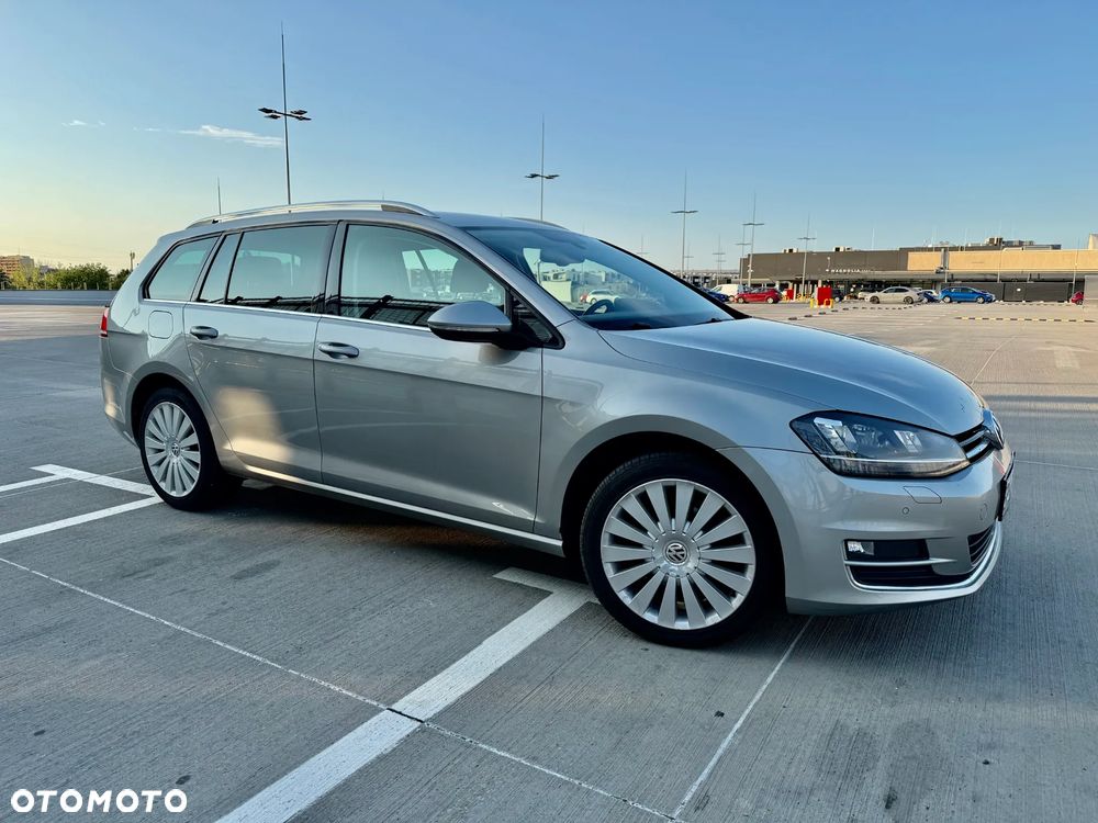 Volkswagen Golf 2.0 TDI (BlueMotion Technology) Highline - 3