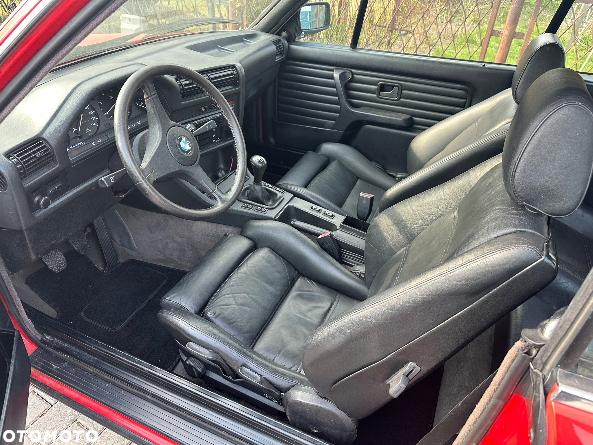 BMW Seria 3 318i - 9