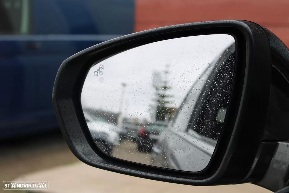 DS DS7 Crossback E-Tense Performance Line EAT8 - 37