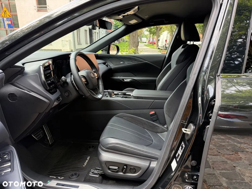 Lexus RX 500h F Sport - 15