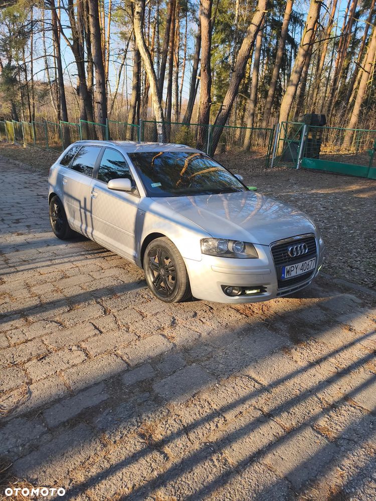 Audi A3 Sportback 2.0 TDI DPF Ambiente - 19