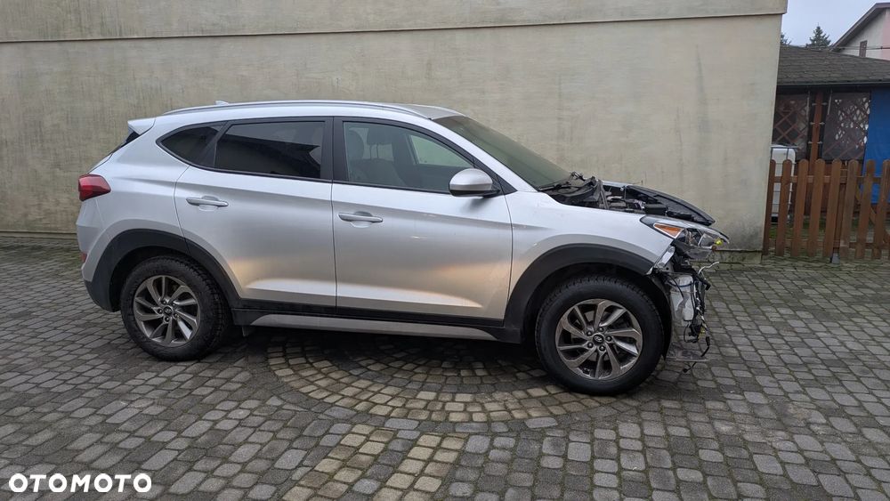Hyundai Tucson - 8