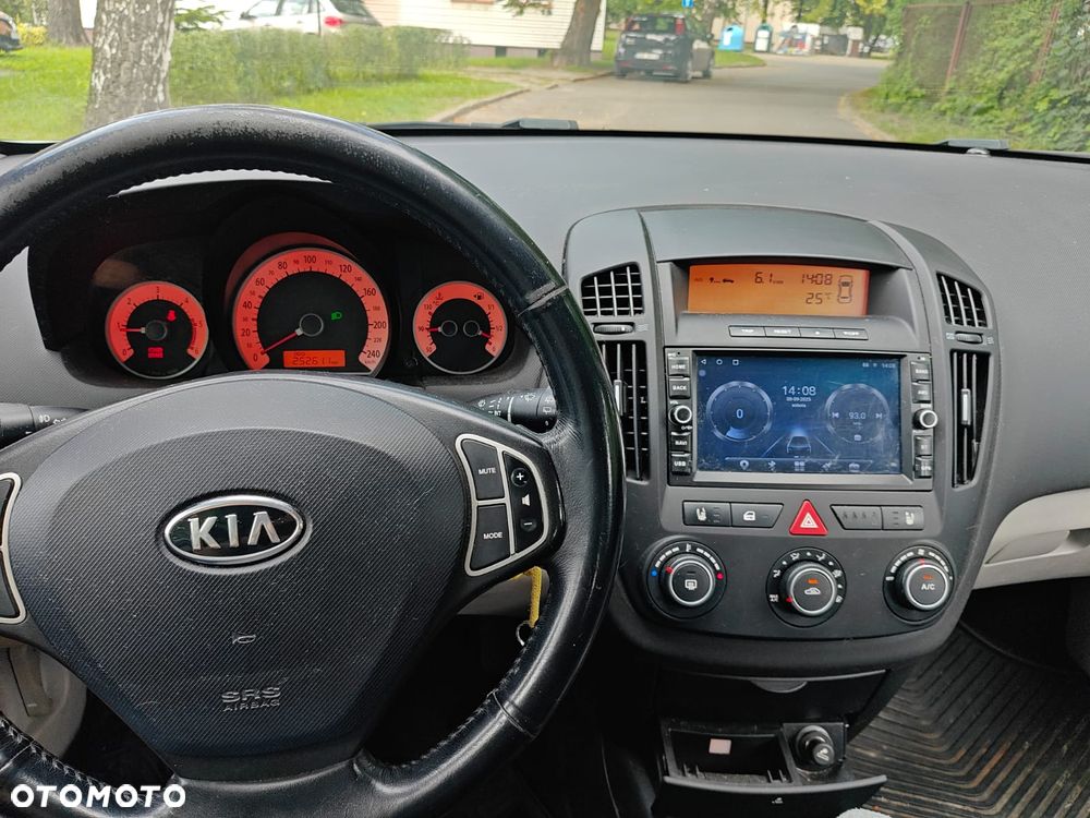 Kia Ceed 1.6 CRDi EX - 3
