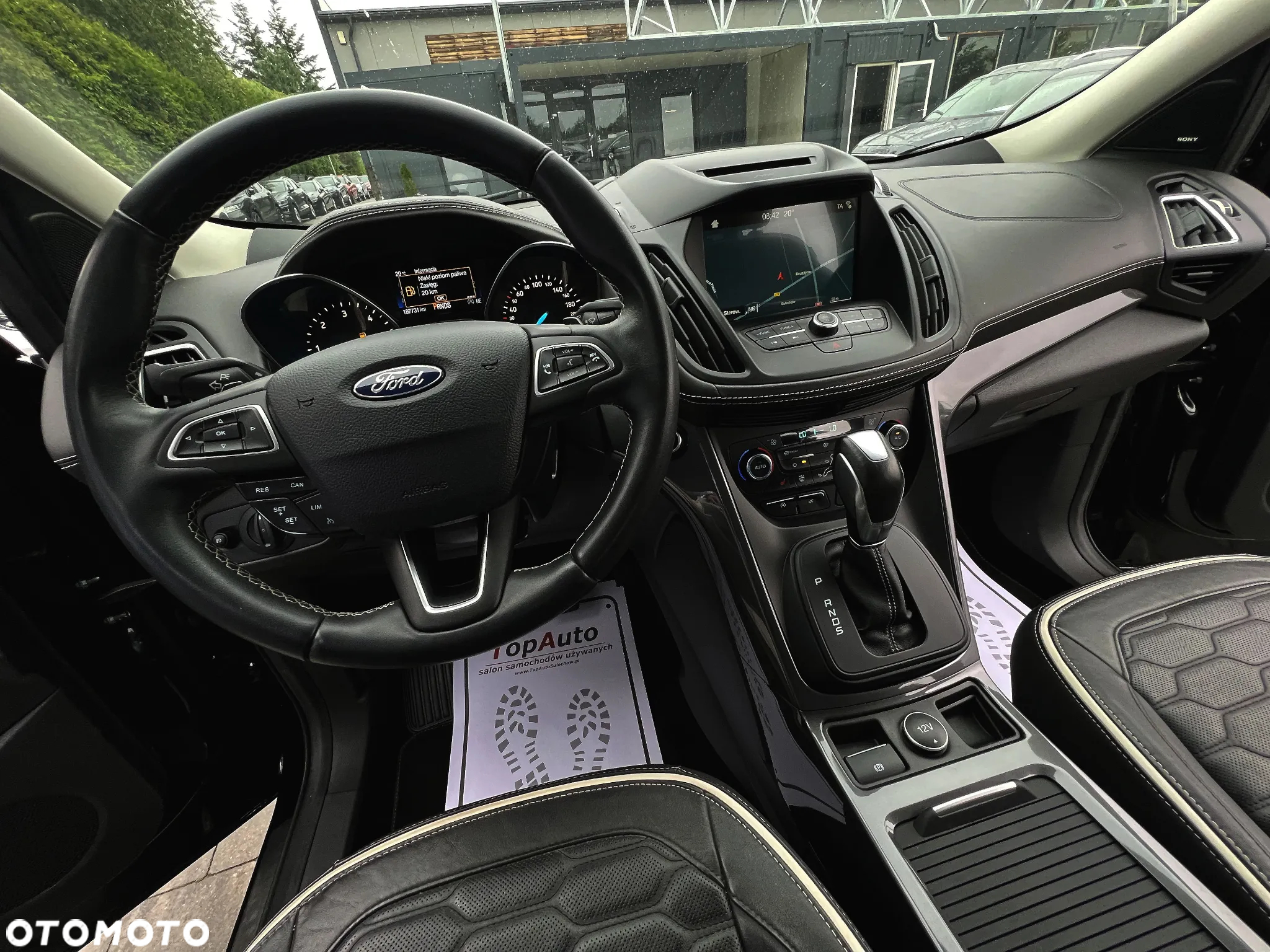 Ford Kuga 2.0 TDCi 4x4 Vignale - 24