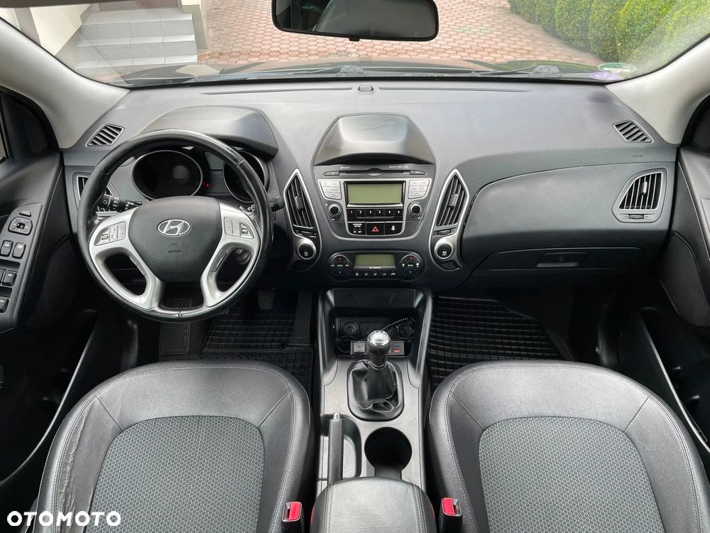 Hyundai ix35 2.0 Premium 2WD - 11