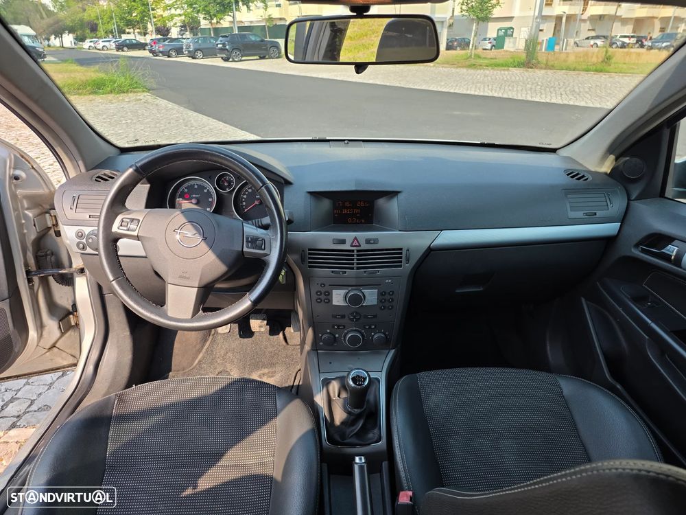 Opel Astra 1.3 CDTI Cosmo - 10