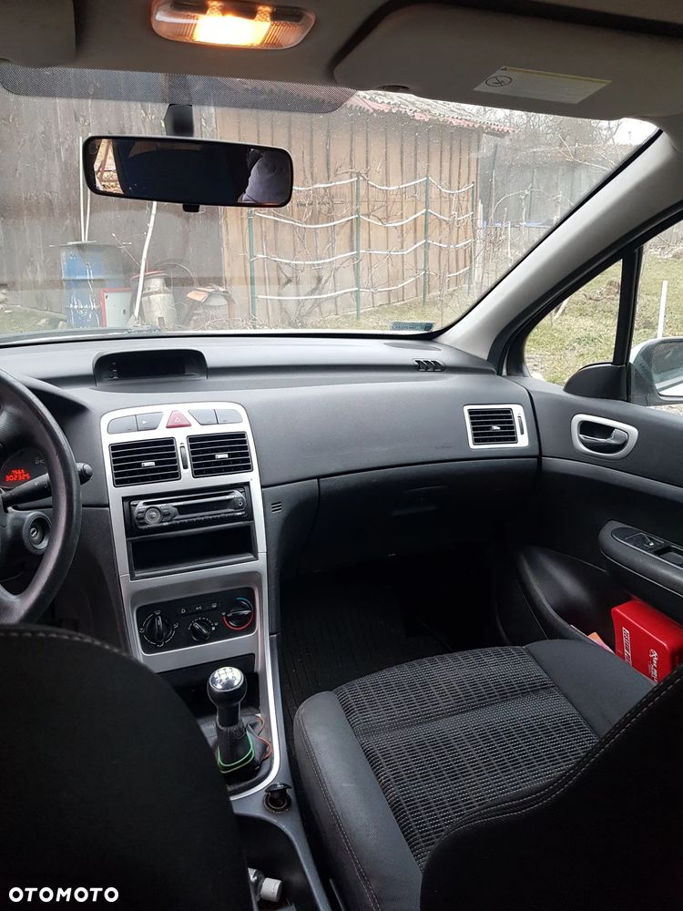 Peugeot 307 1.6 HDI Trendy - 10
