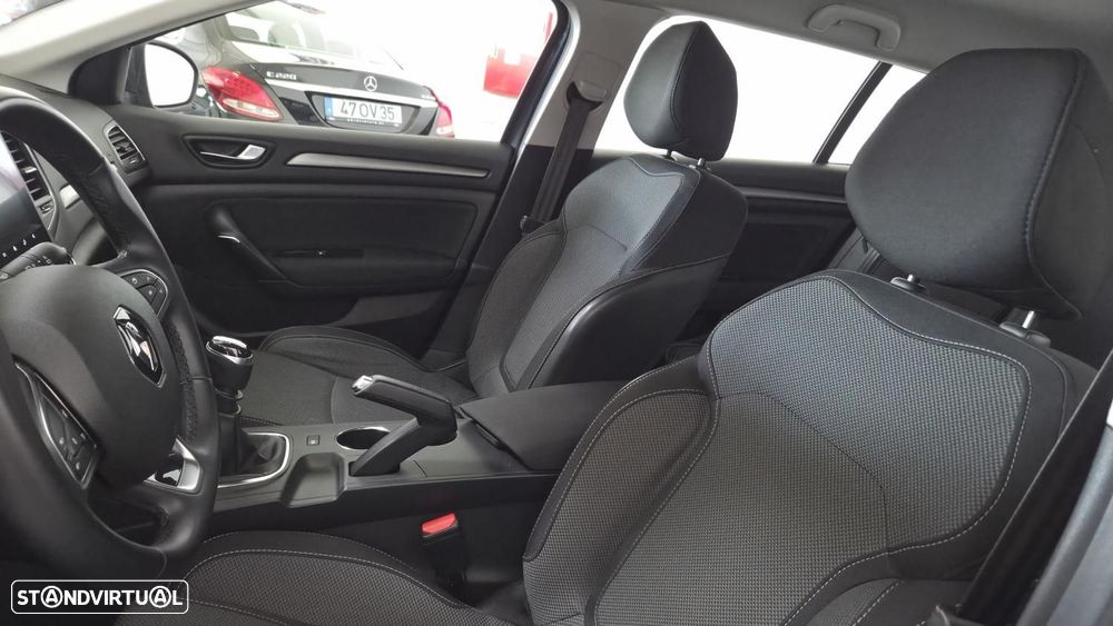 Renault Mégane Sport Tourer 1.5 Blue dCi Equilibre - 12