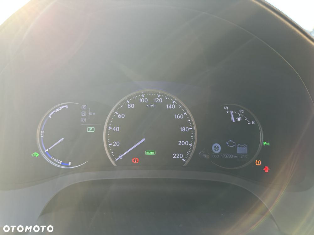 Lexus CT 200h Elegance - 18