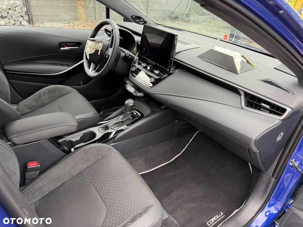 Toyota Corolla 1.8 Business Edition - 20
