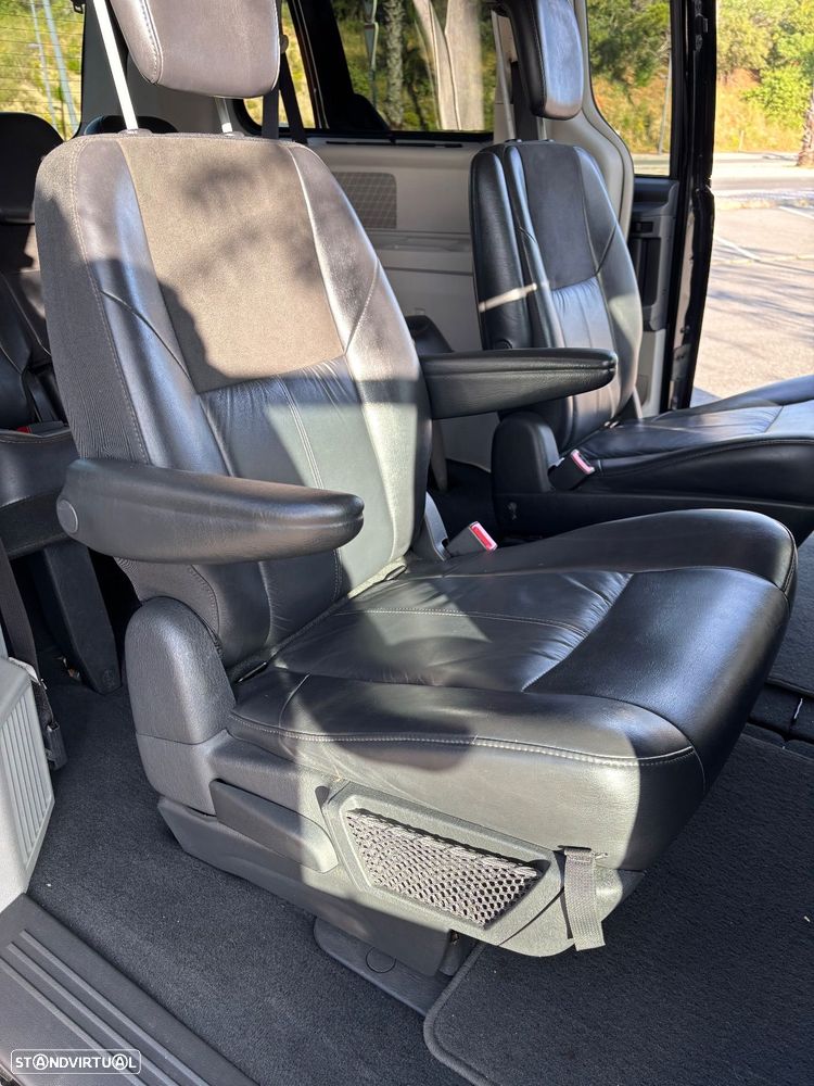 Chrysler Grand Voyager 2.8 CRD ATX Limit. Stow Go - 16