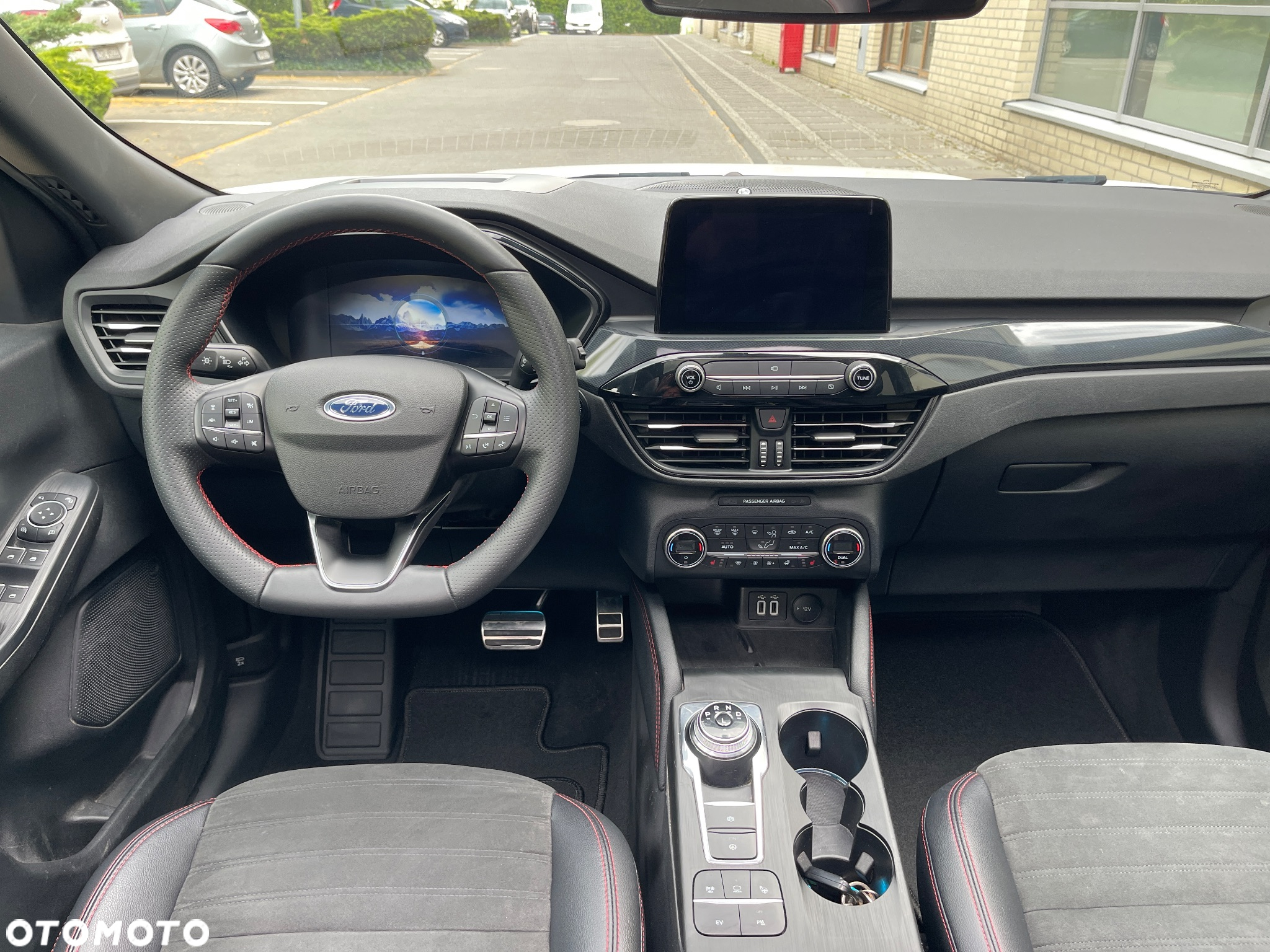Ford Kuga 2.5 Duratec PHEV ST-LINE X - 25