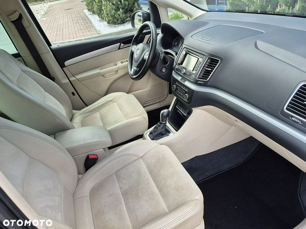 Volkswagen Sharan - 28