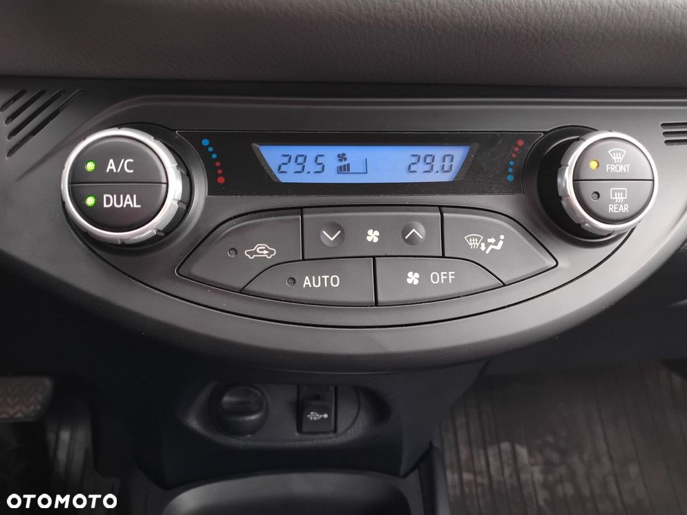 Toyota Yaris - 26