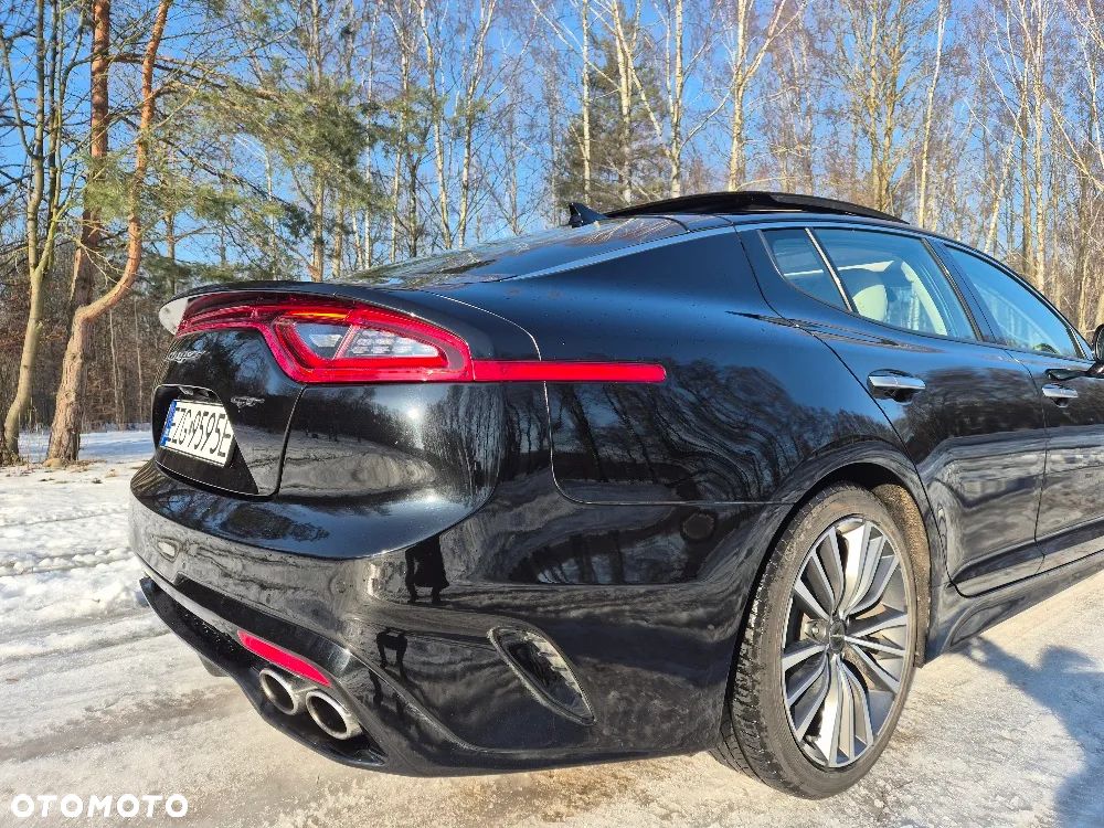 Kia Stinger 2.0 T-GDI GT Line - 10