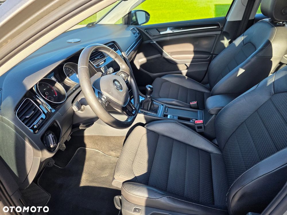 Volkswagen Golf 1.4 TSI BMT Highline - 12