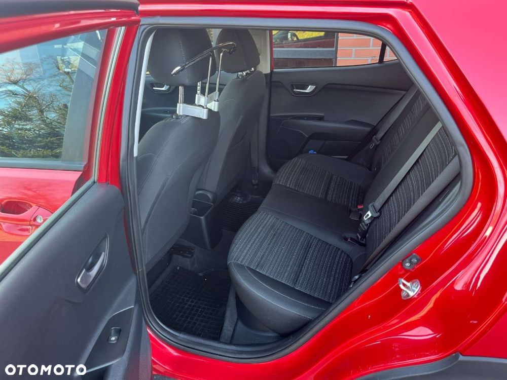 Kia Stonic 1.0 T-GDI Business Line - 24