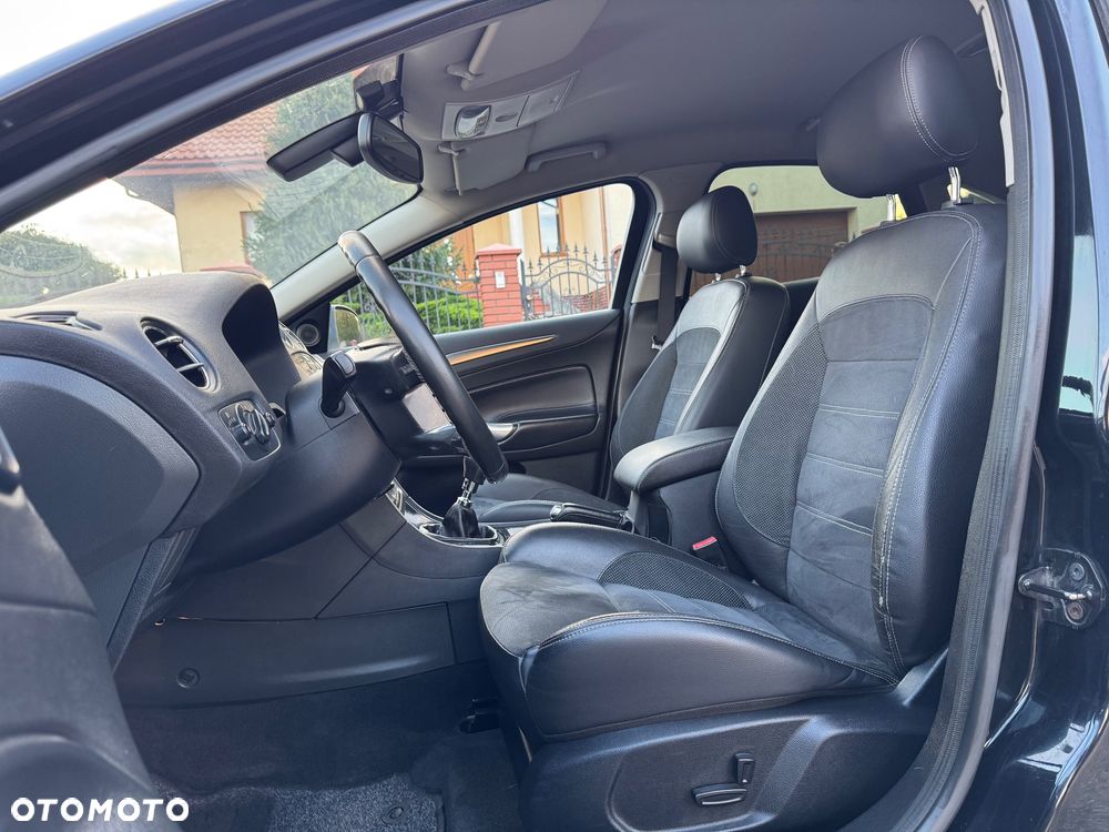 Ford Mondeo 2.0 TDCI Titanium S - 31