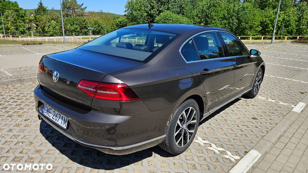 Volkswagen Passat 2.0 TDI SCR (BlueMotion Technology) DSG Highline - 5