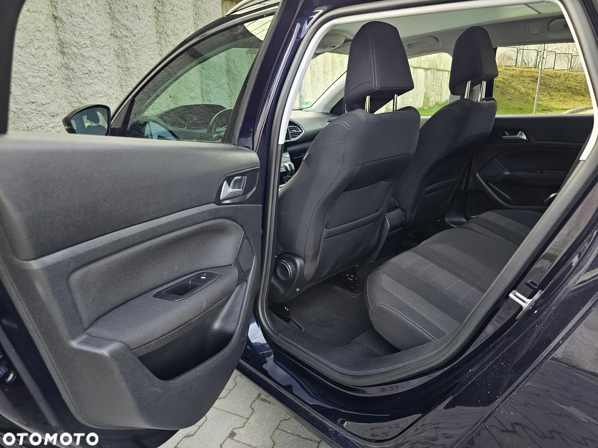 Peugeot 308 SW BlueHDi 150 Automatik Stop & Start Niveau 2 Business-Line - 16