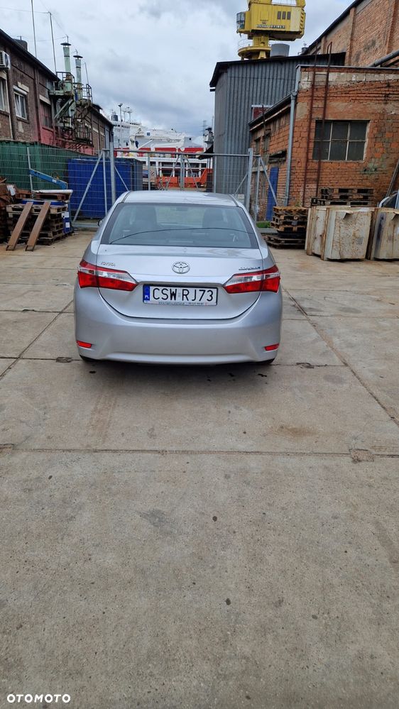 Toyota Corolla 1.6 Active - 5