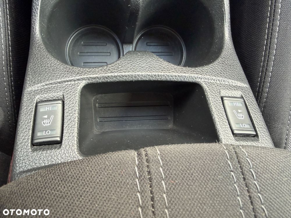 Nissan Qashqai 1.6 DIG-T N-Connecta - 18