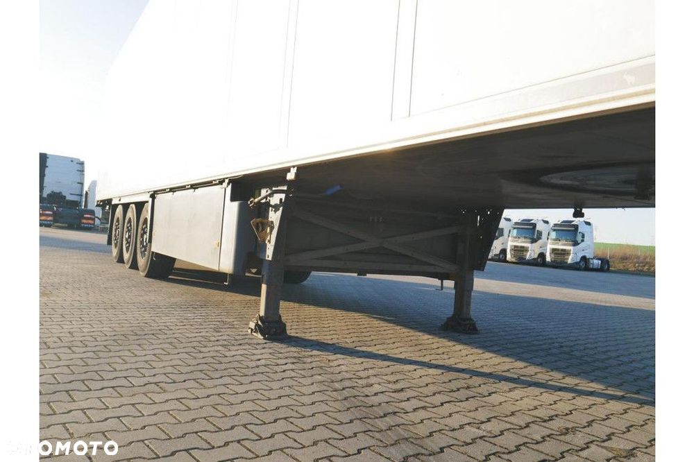Schmitz Cargobull Trailer Reefer Flower Width & Double Stock Straight - 5