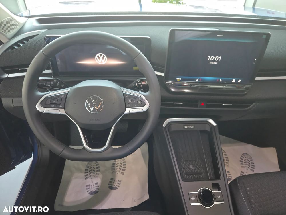 Volkswagen T-Roc - 8