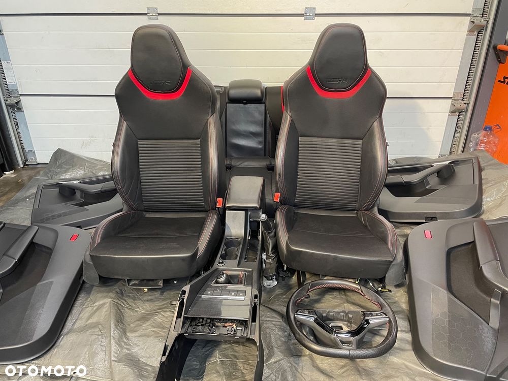 Skoda Octavia III VRS kierownica fotele boczki tunel lewarek kombi fotele kanapa wnętrze podłokietnik boczki KOMPLETNE  WNETRZE - 1