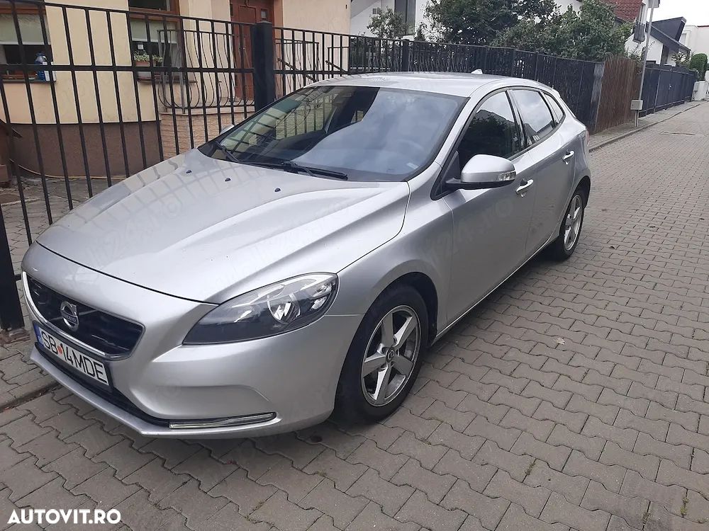 Volvo V40 2013 photo 4