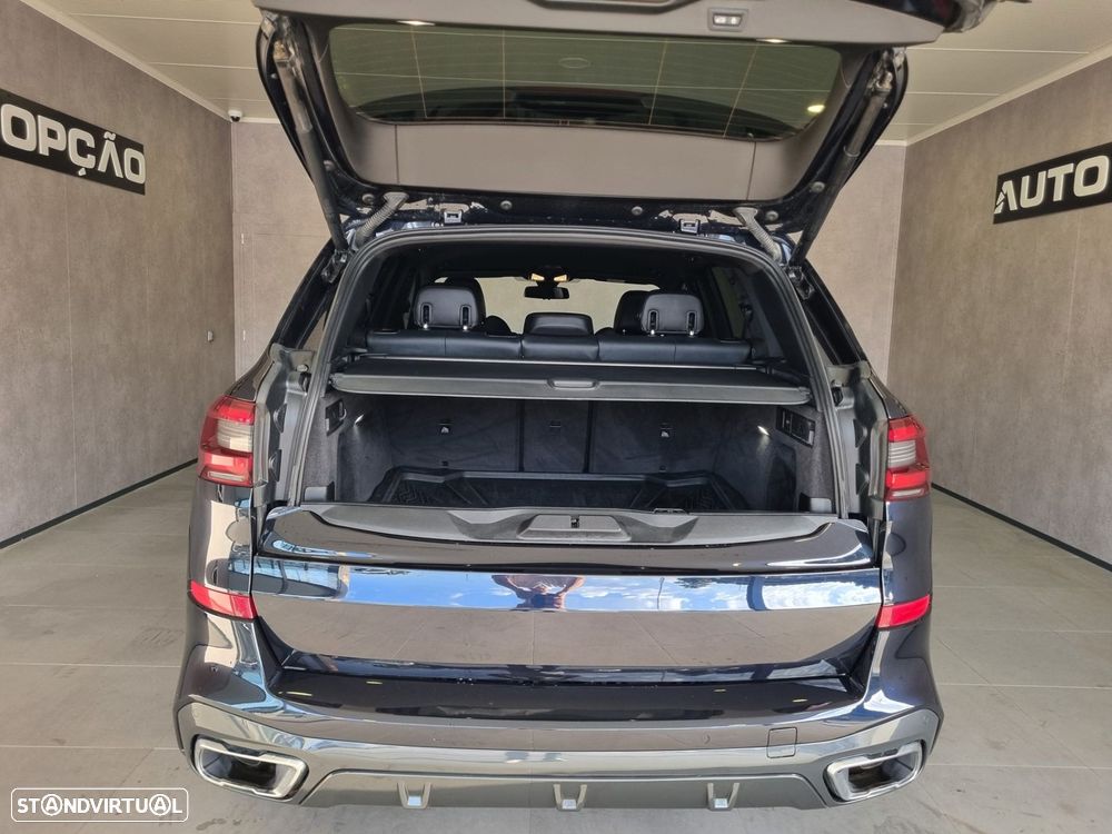 BMW X5 40 d xDrive Pack M - 37