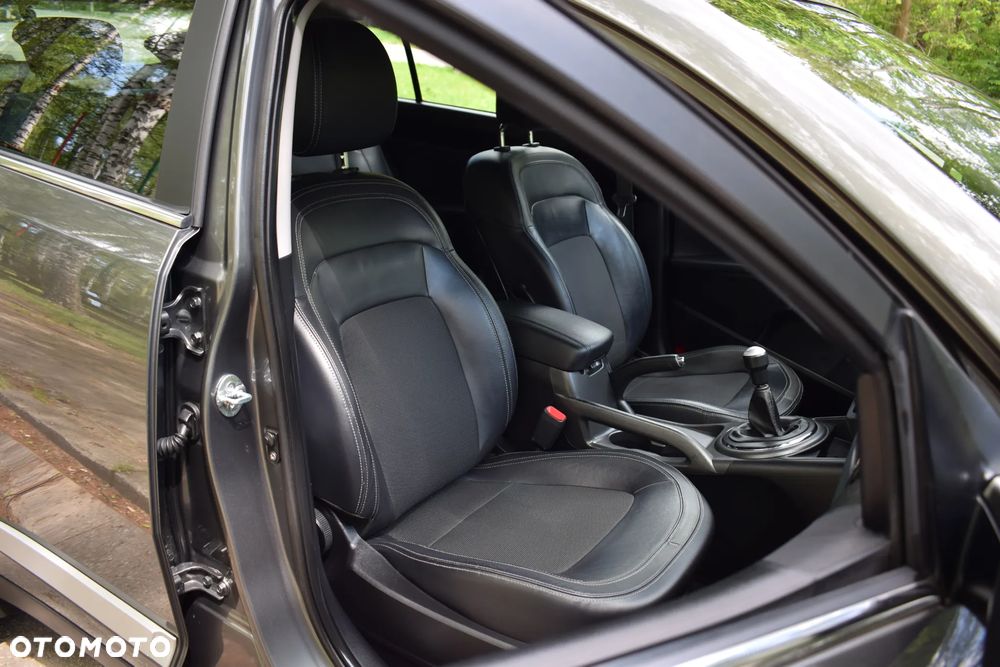 Kia Sportage 2.0 CVVT 2WD Vision - 21