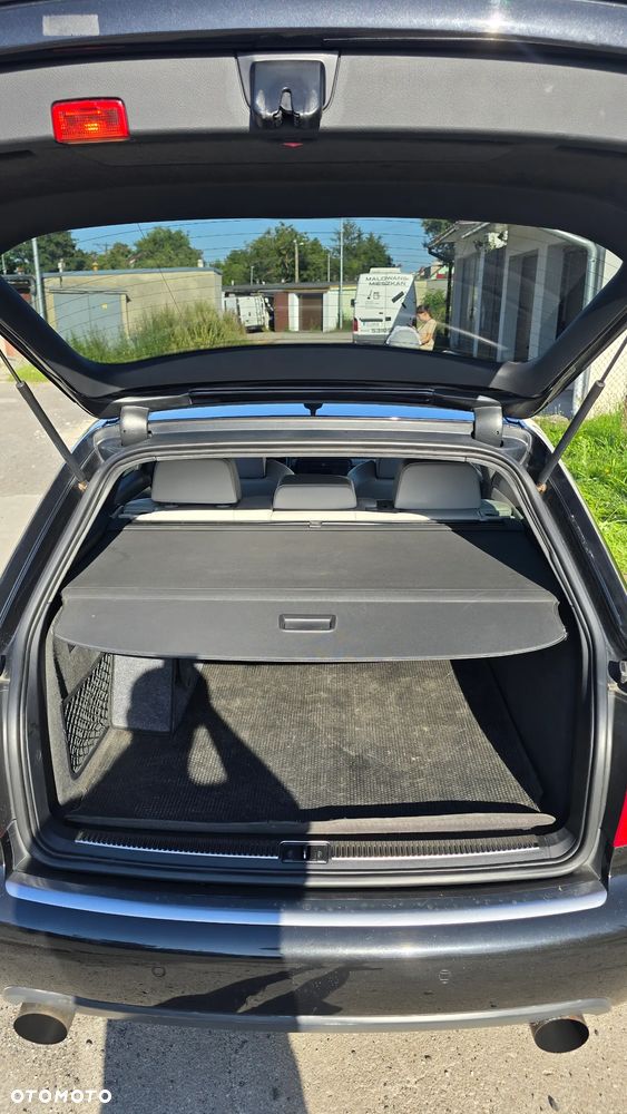 Audi S4 Limousine 4.2 Quattro - 8