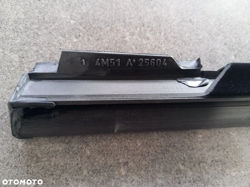 Uszczelka zewnętrzna szyby drzwi tylnych - prawa taśma Ford Focus 1748426 - 4