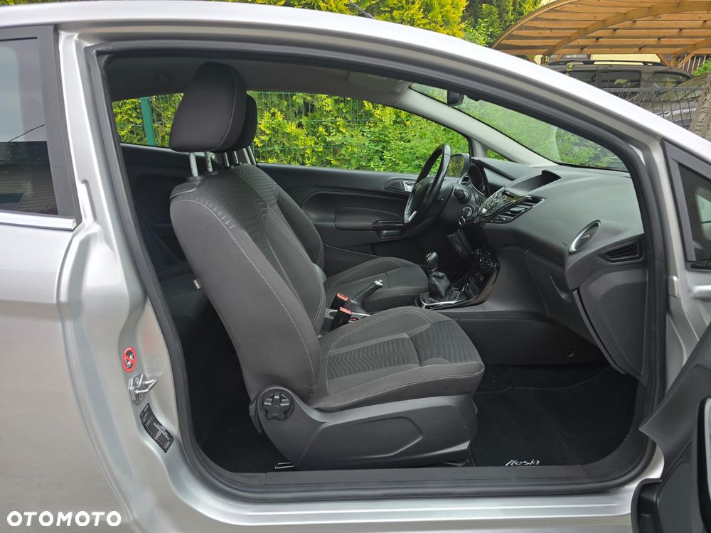 Ford Fiesta 1.0 EcoBoost Titanium X - 31