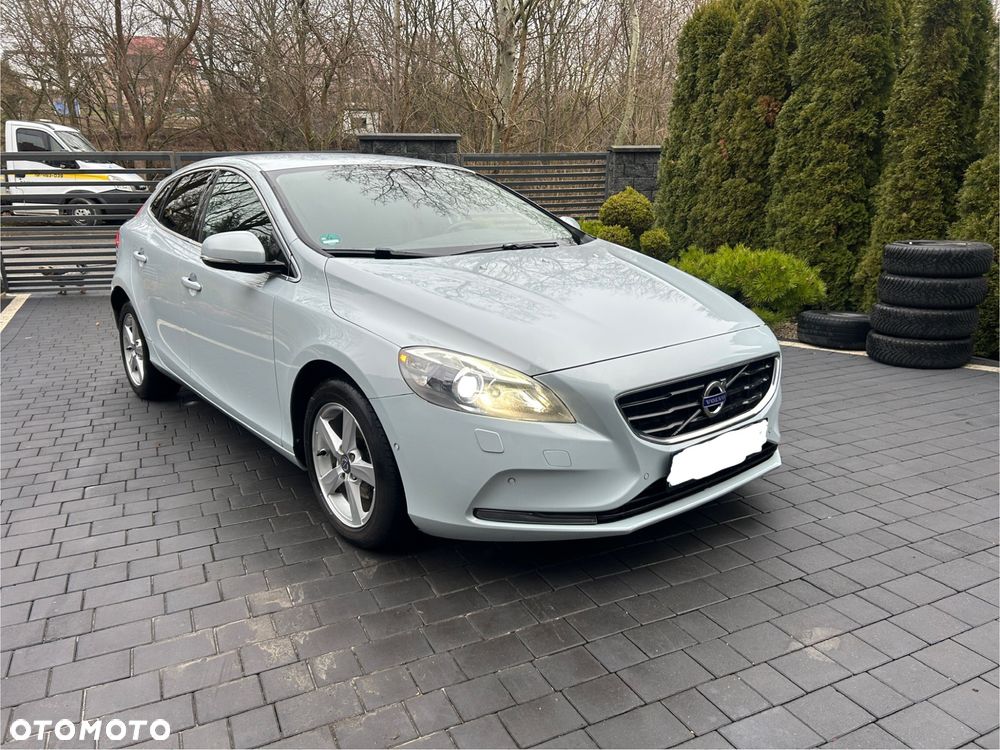 Volvo V40 D2 Momentum - 18