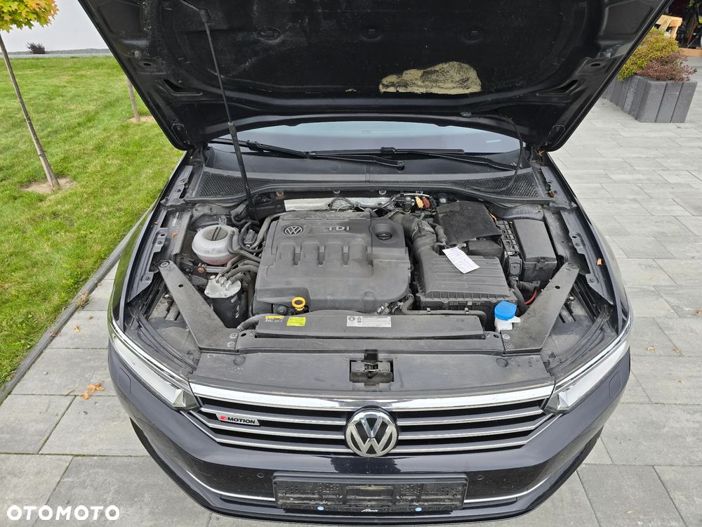 Volkswagen Passat 2.0 TDI SCR BlueMotion Technology 4Motion Trendline - 14