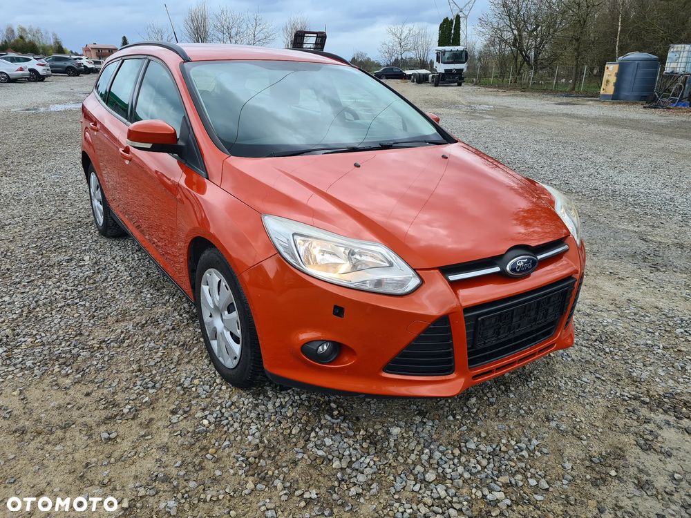 Ford Focus SW - 10