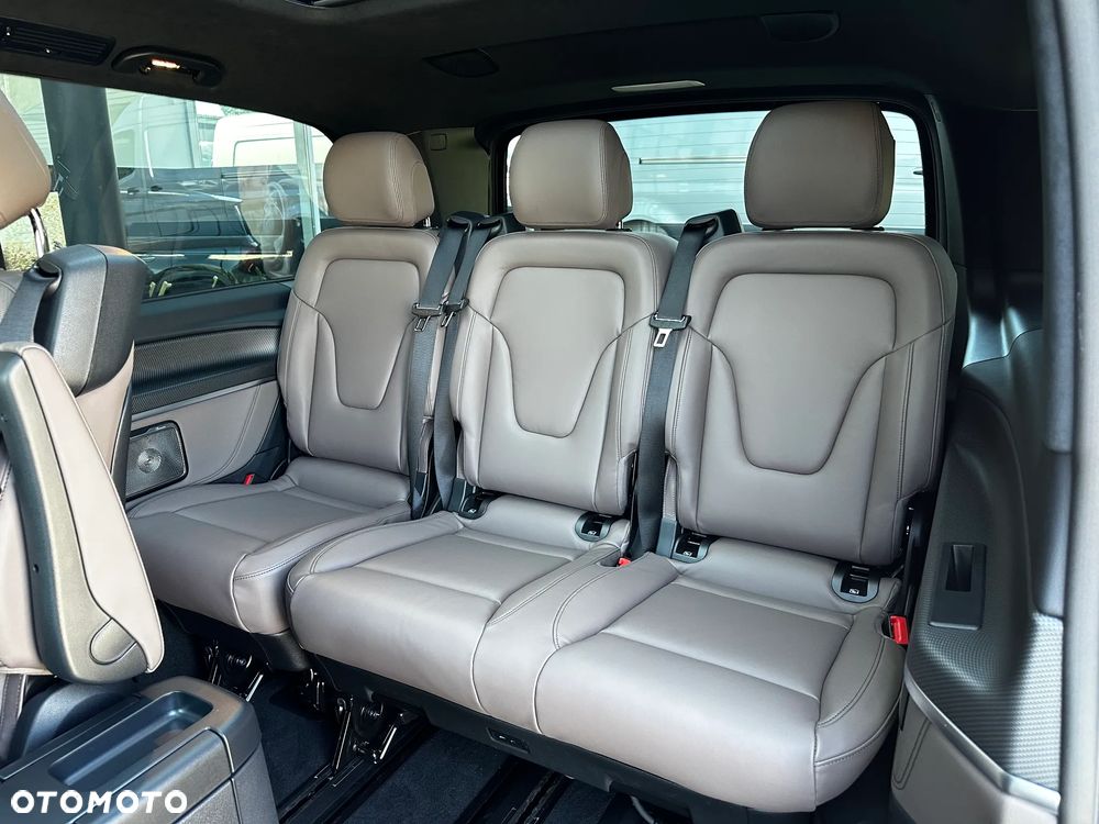Mercedes-Benz Klasa V 300 d 4-Matic 9G-Tronic Exclusive (d³ugi) - 25