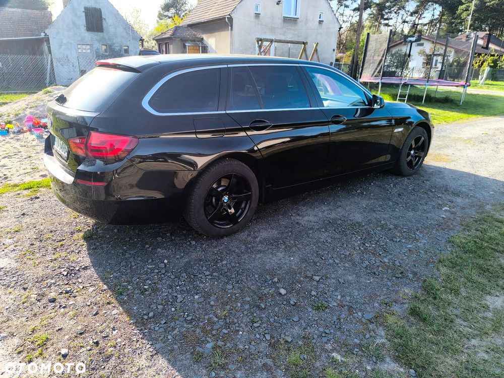 BMW Seria 5 520d - 5